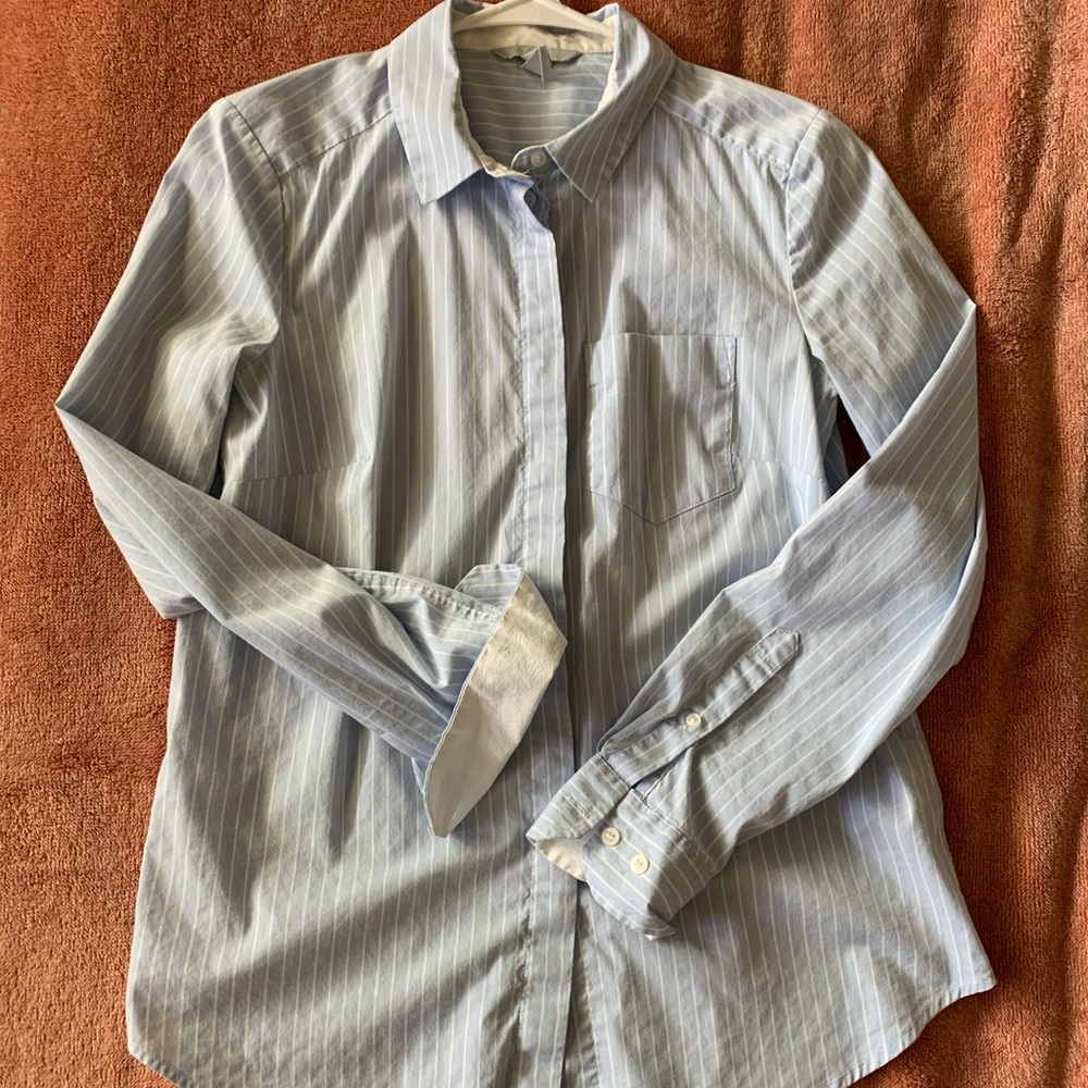 H&M Blue and White striped button down